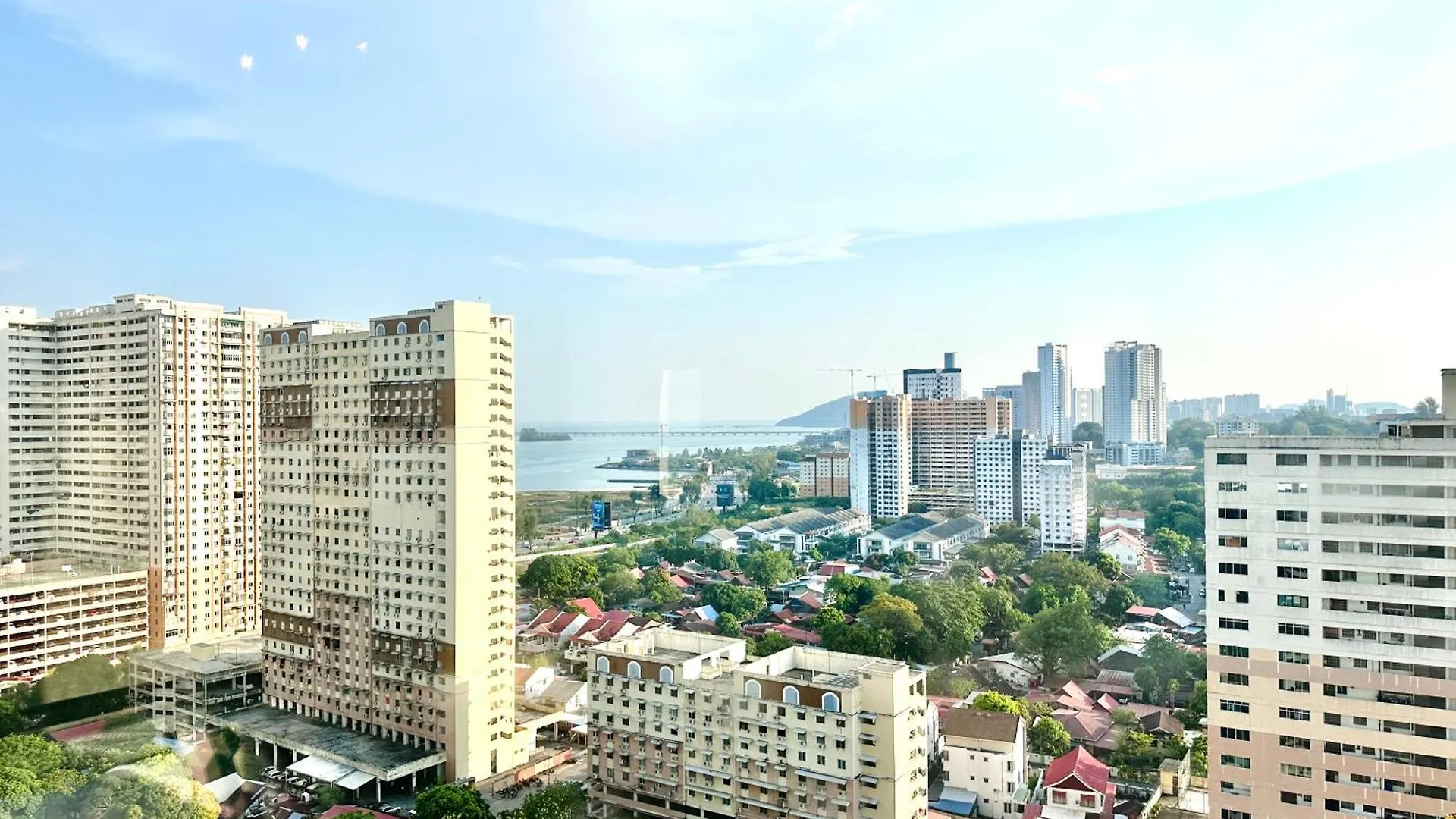 Apartament 3Br Urban Suites 8-10Pax Luxury Family Stay Netflix Jelutong Malezja